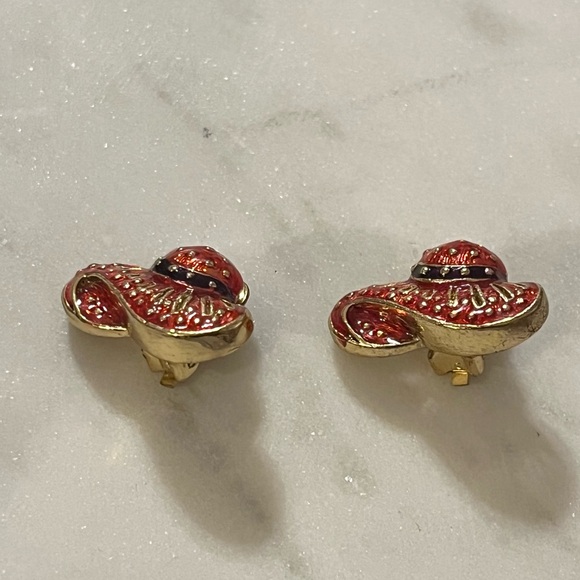 Vintage Gold Tone Red Hat Society Clip Earrings - Picture 5 of 9